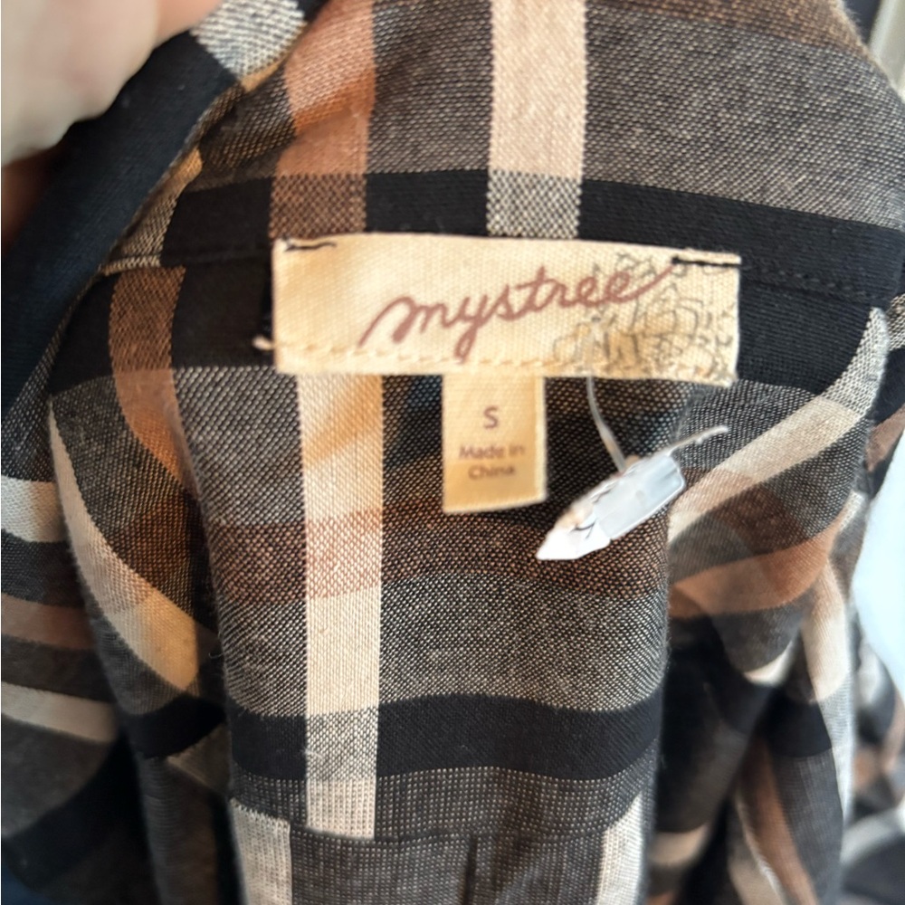 Mystree belted raincoat - Picture 9 of 11